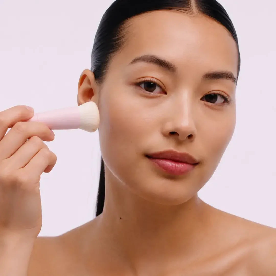 Foundation applied over the hydrated serum base