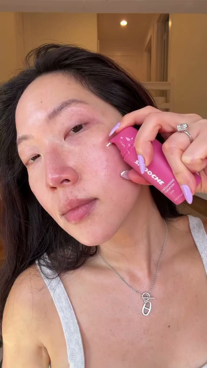 Smooche foundation routine